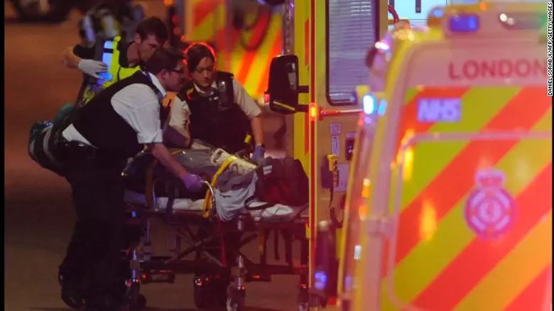 英伦连环恐袭再度震惊世界，6人遇难至少20人受伤 | 图姐