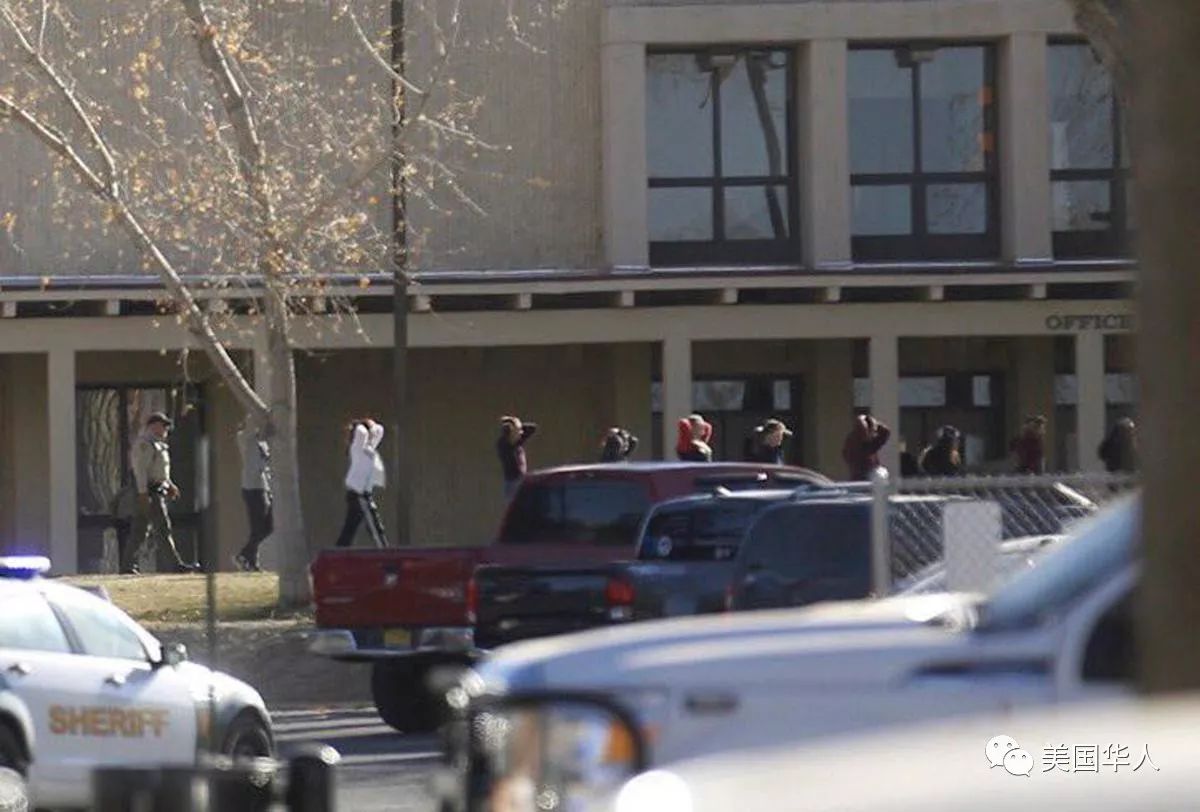 图姐 | 震惊！新墨西哥州高中校园枪击，三死至少十五伤