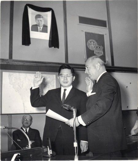 人物 | 圣地亚哥首位亚裔议员——谭卓仪先生的传奇