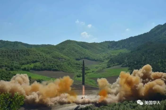 朝鲜成功试射洲际导弹，特朗普面临最棘手的难题
