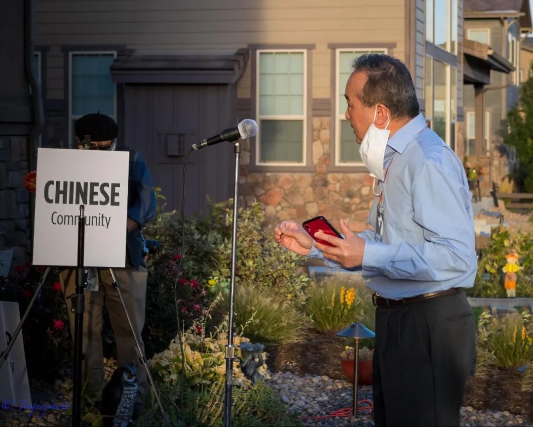 美国参议员候选人Hickenlooper走进科州华人社区
